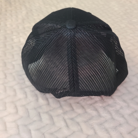 Russian Arm Hat - Picture 2 of 3